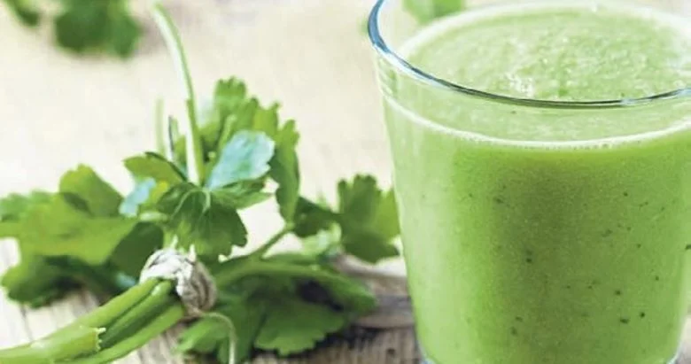 Gençleşmek ve Cildi Güzelleştirmek İçin Maydonoz Limon Kürü 
